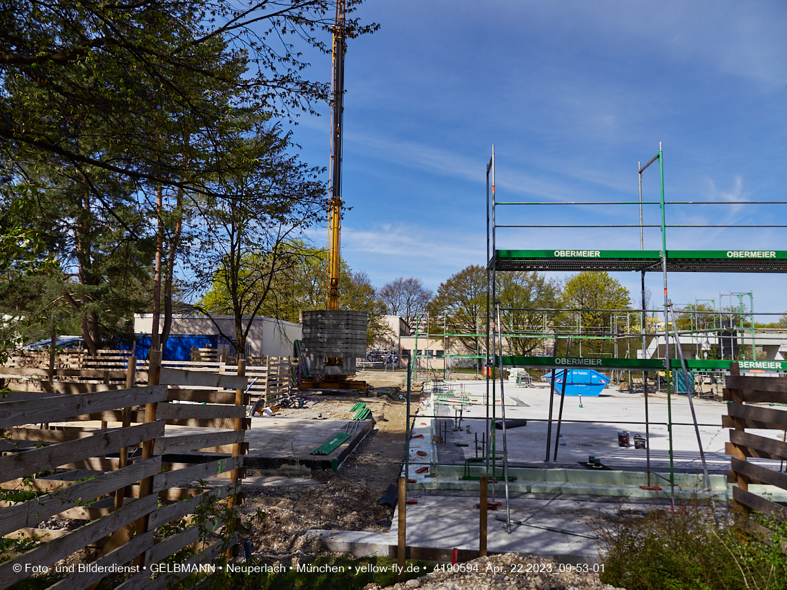 22.04.2023 - Luft- und Ebenenfotos vom Haus für Kinder in der Quiddestraße in Neuperlach
